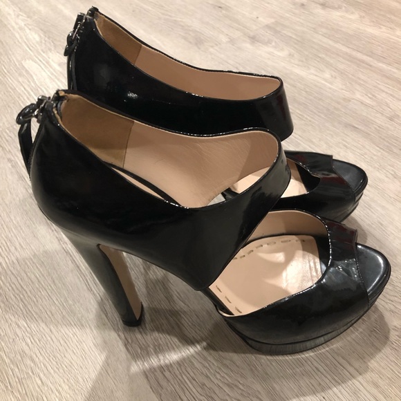 MIU MIU PEEP TOE PATENT LEATHER HEELS - Picture 7 of 7